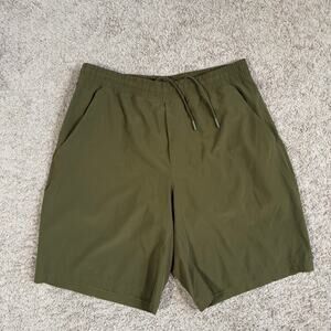 Lululemon “Pace Breaker” Shorts Men Large Green Lined 9 Inch Pocket
